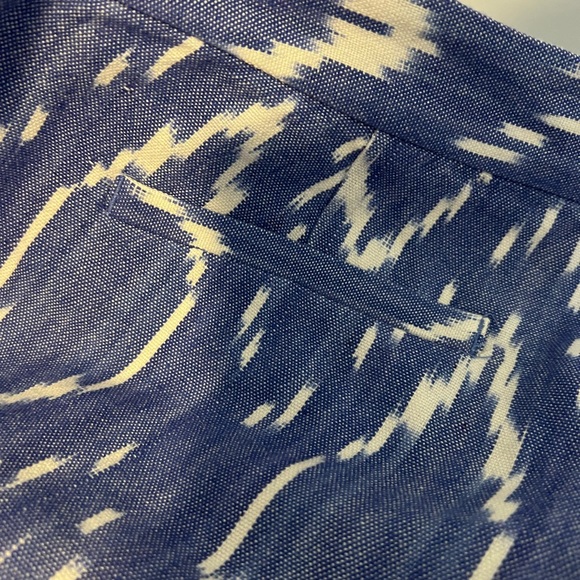 JCrew Size 4 bright blue and white shorts. Great condition. Pockets. - Picture 4 of 11